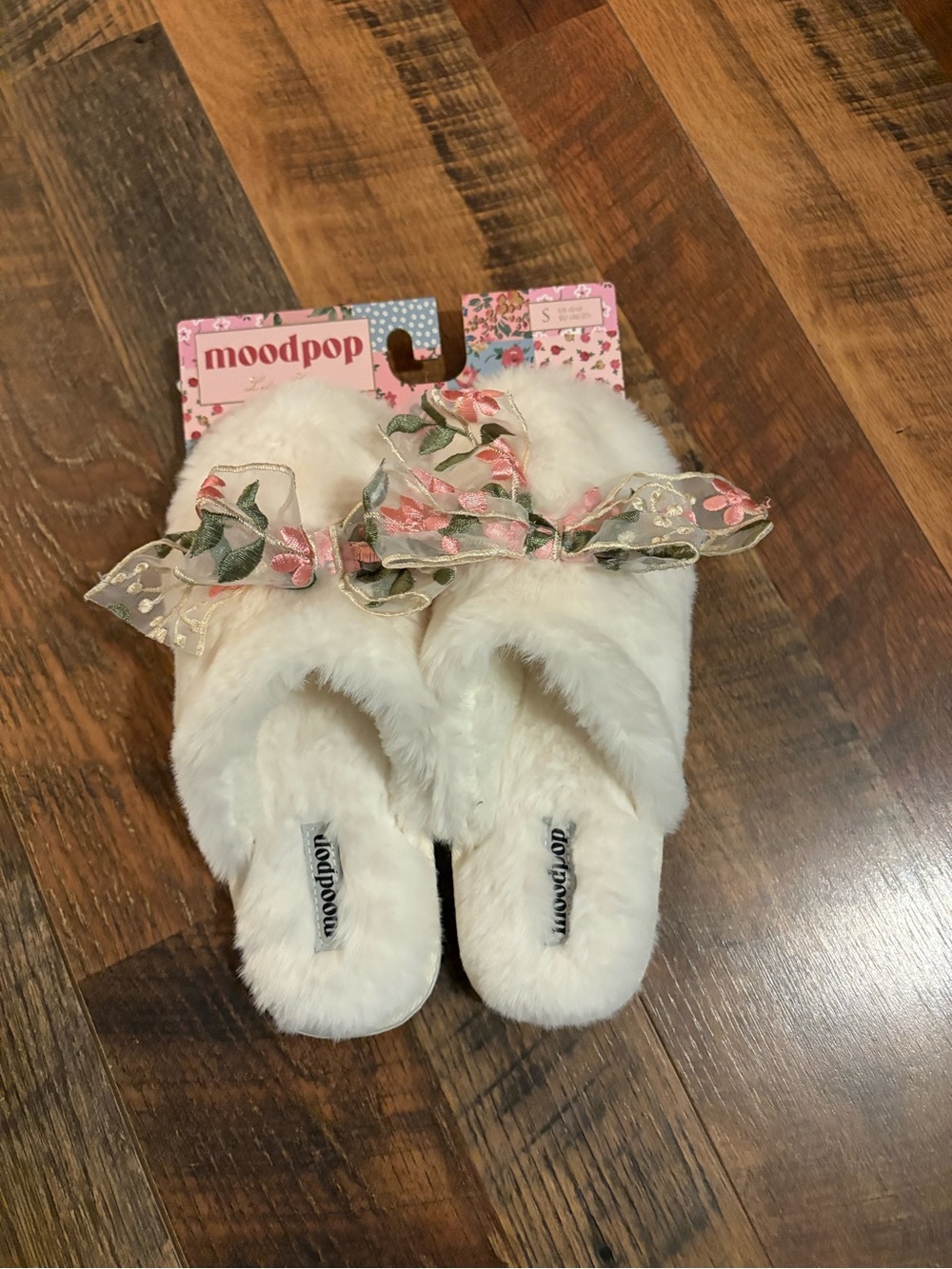NWT MoodPop Small Slippers